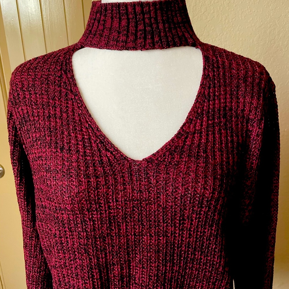 Sweater - Picture 7 of 8